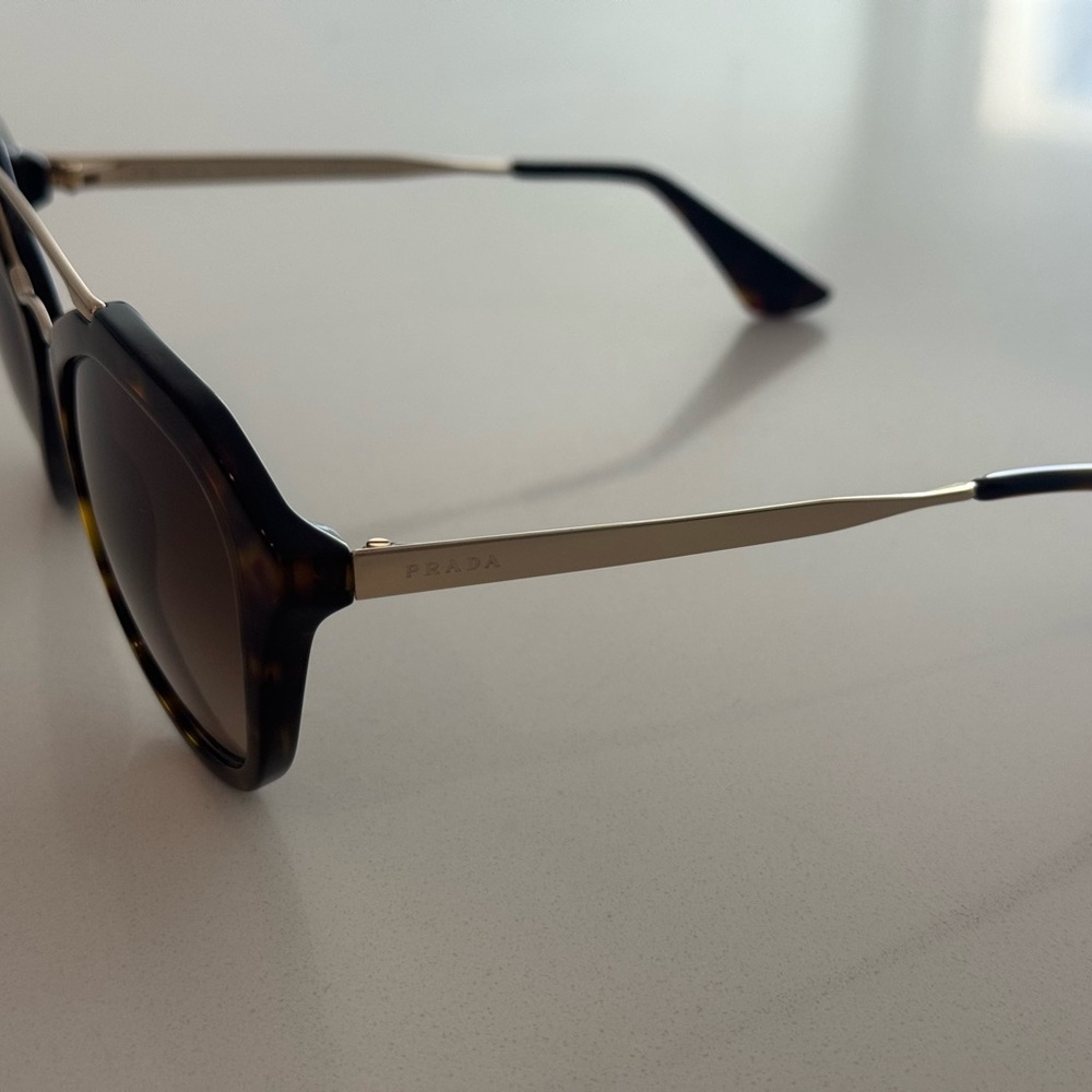 Authentic Prada Brown Tortoise Shell Sunglasses S… - image 2